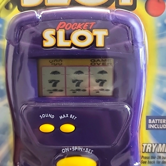 1997 Radica Casino Pocket Slot Handheld Machine Game - Picture 3 of 3